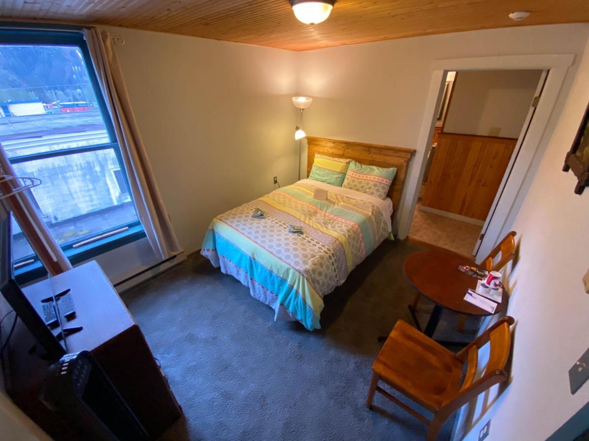 Historic Hotel Bayview Stewart Esterno foto